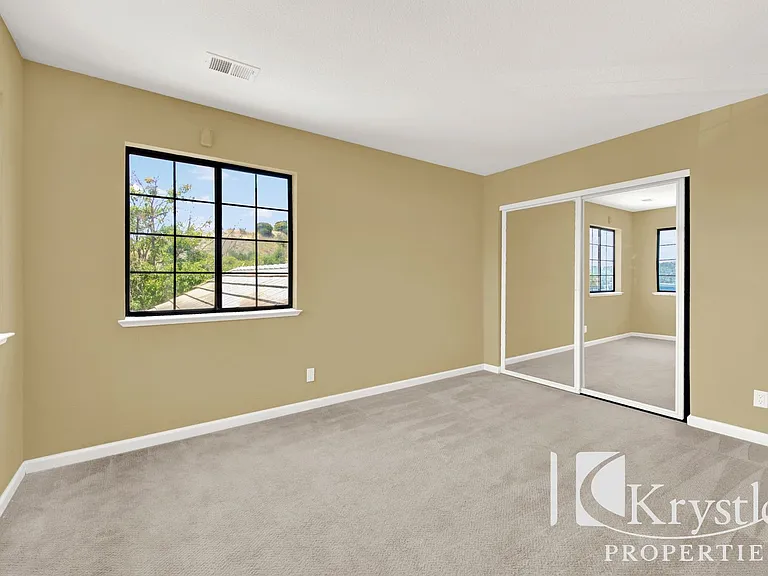 152 Chesapeake Dr — Photo 27