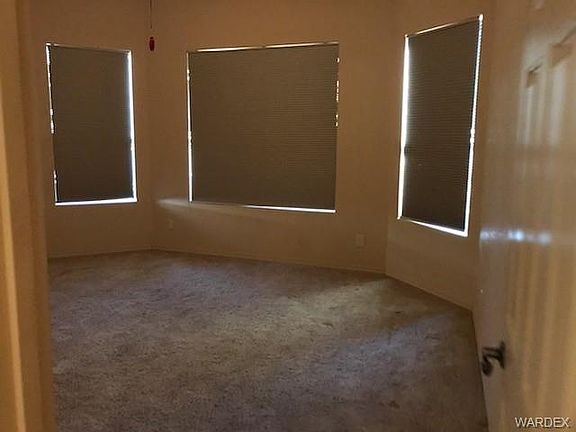 4th image of 2872 Fort Mojave Dr
