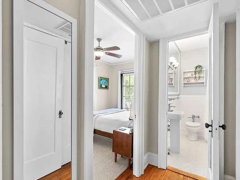 805 Whitaker St #7 — Photo 18