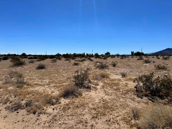 37651 Gold Dust Dr, Wellton, AZ 85356