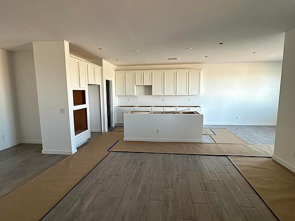 5th image of 27065 N 167TH Drive