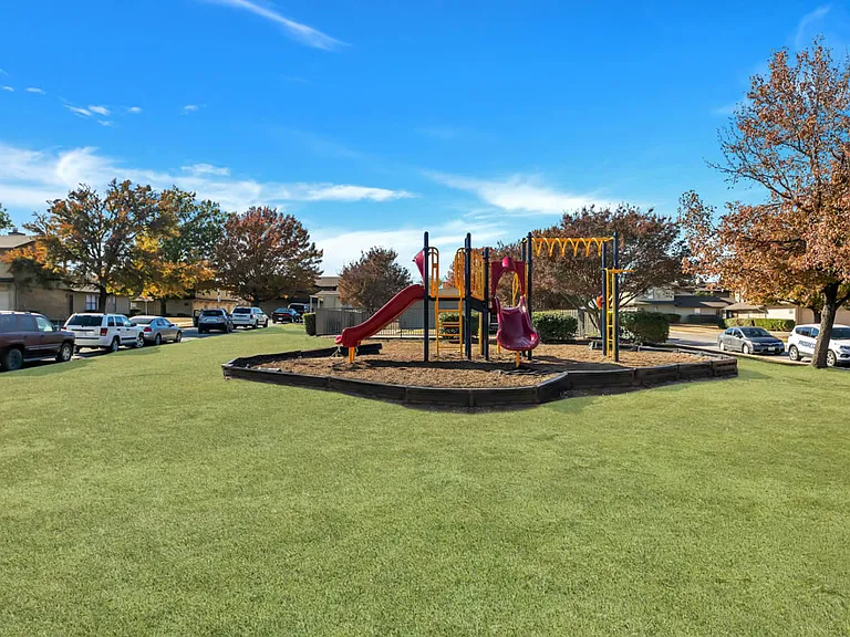 Cedar Ridge Townhomes — Photo 8