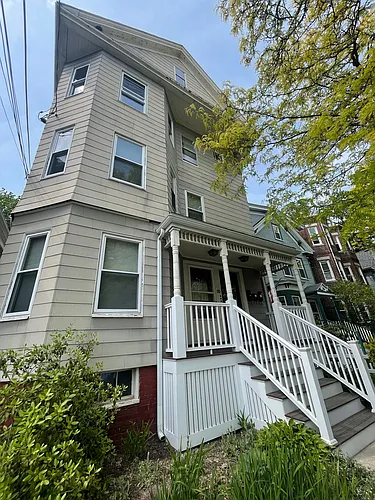 10 Chandler St Photo 1