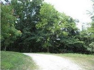 8377 S Yankeetown Rd, Newburgh, IN 47630