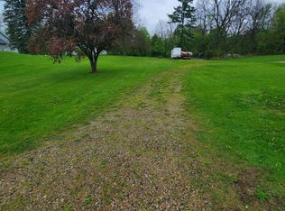 5885 Sleight Rd, Bath, MI 48808