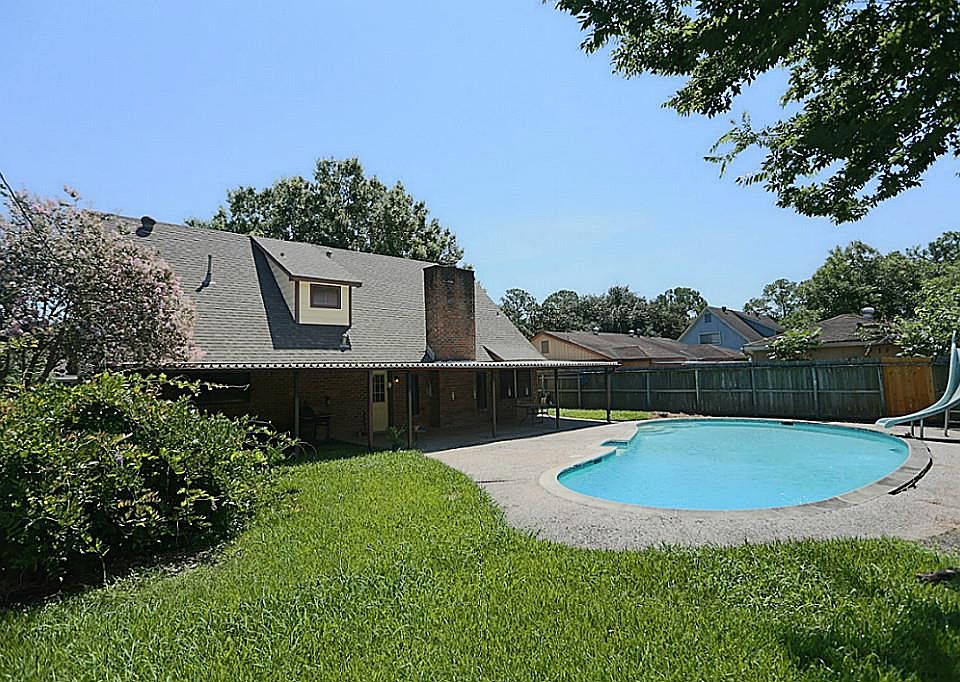 1st image of 10926 Sagewind Dr