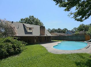 10926 Sagewind Dr, Houston, TX 77089