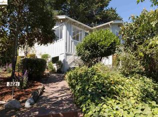 5721 Nottingham Dr, Oakland, CA 94611