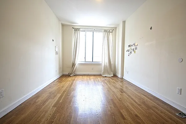 Rented by Rental Solutions Inc | media 23