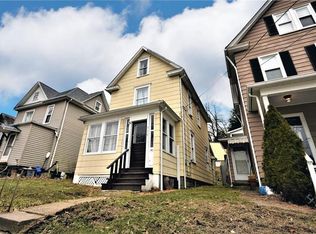 552 Elm St, Slippery Rock, PA 16057