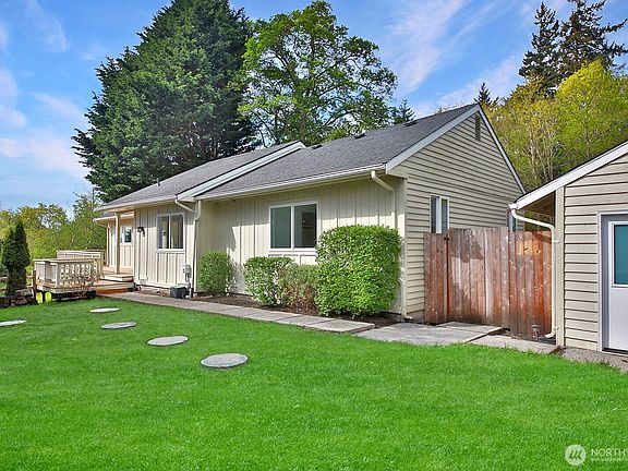 4th image of 3760 Periwinkle Road