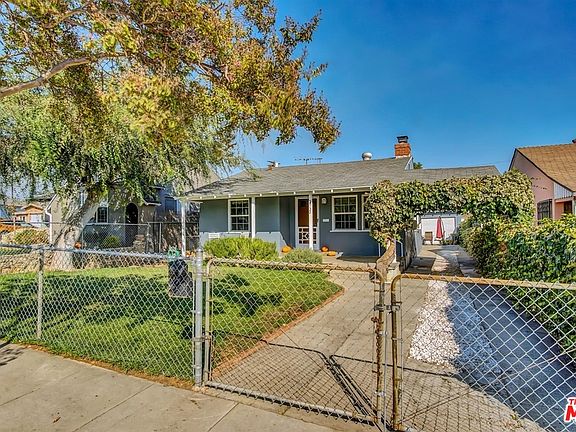 3rd image of 2932 Covina St