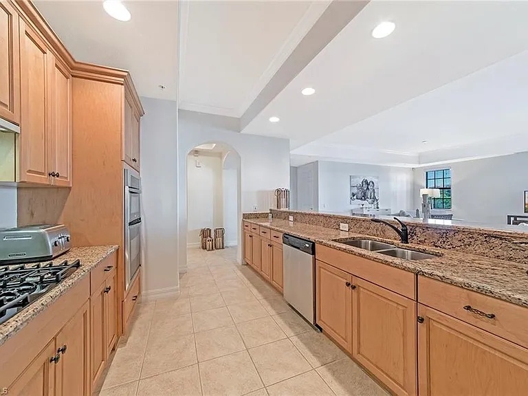 10723 Mirasol Dr #310 — Photo 2