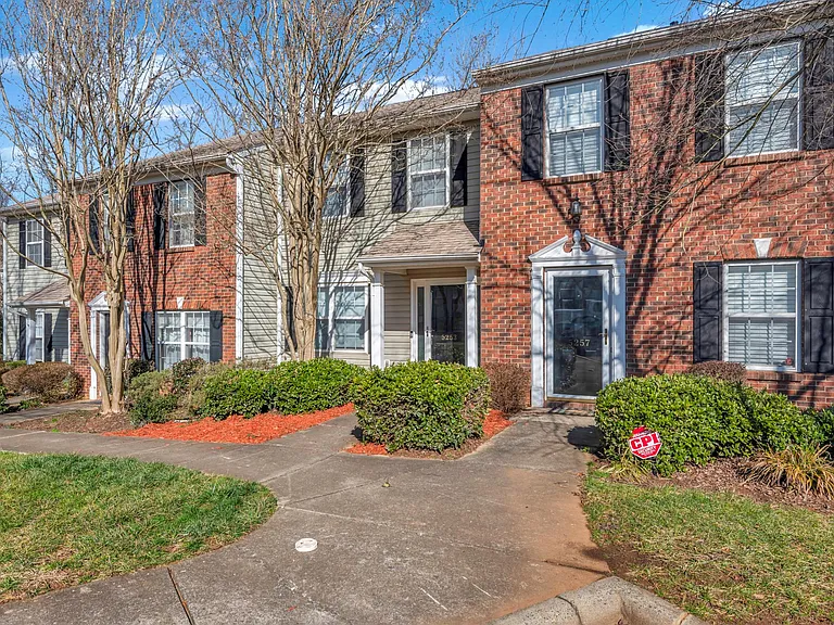 5253 Glenlea Walk Ln — Photo 9
