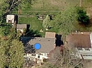 8724 Crescent Ave, Kansas City, MO 64138