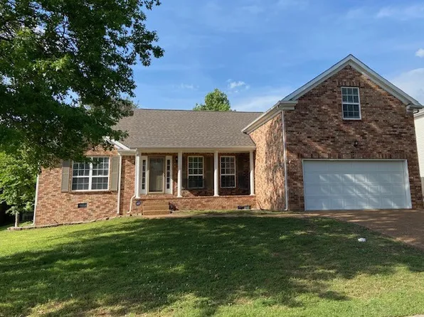 2006 Flanders Ct, Old Hickory, TN 37138