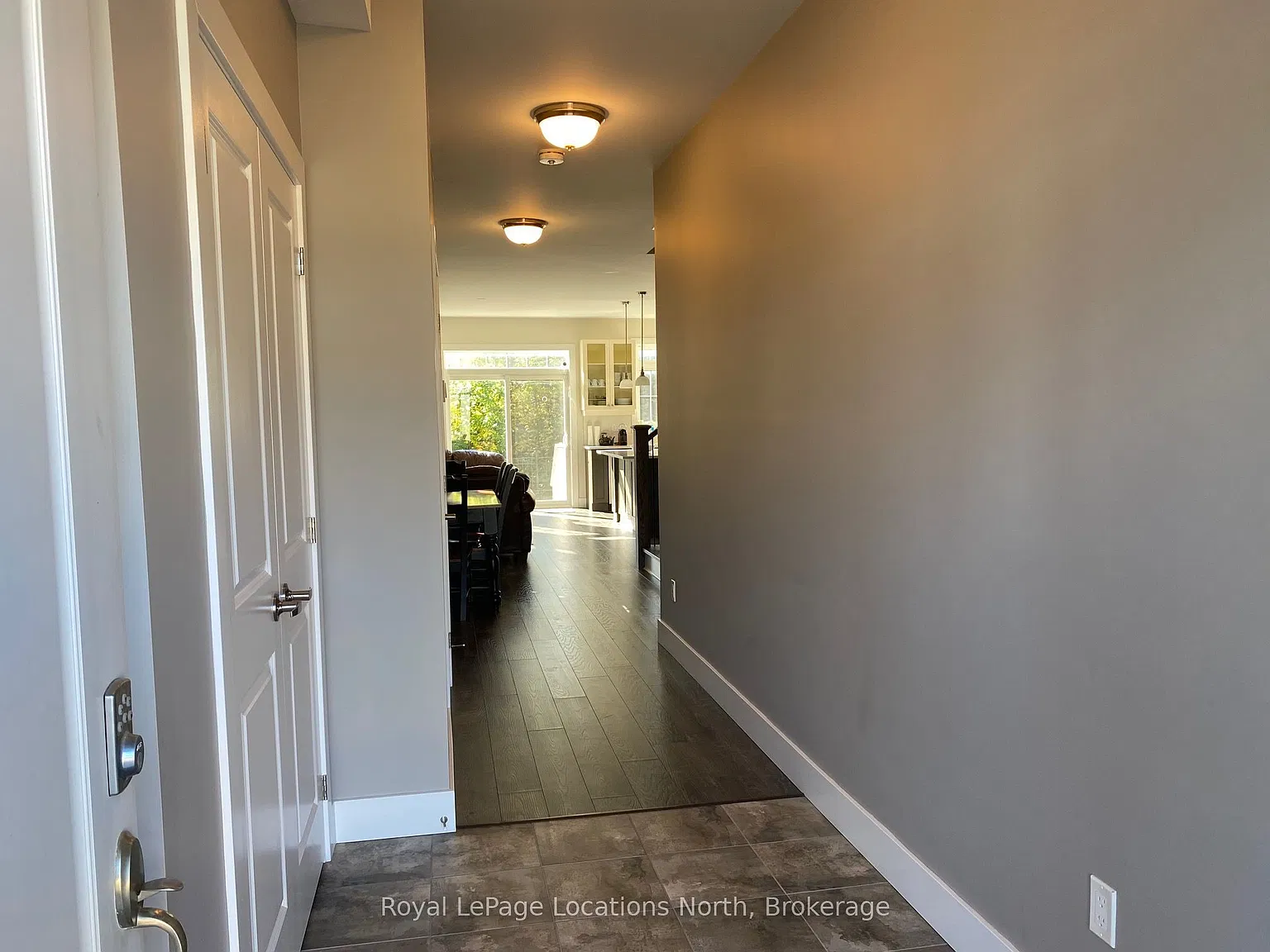 3 bed, $15,000 — Photo 4