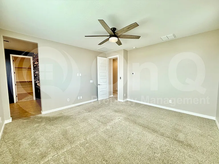 4321 N 94th Dr — Photo 9