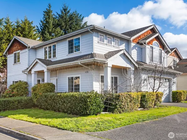 4218 NE 9th Cir, Renton, WA 98059