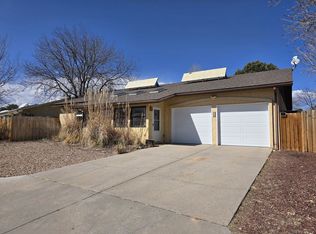 506 Ridgecrest Ave, White Rock, NM 87547