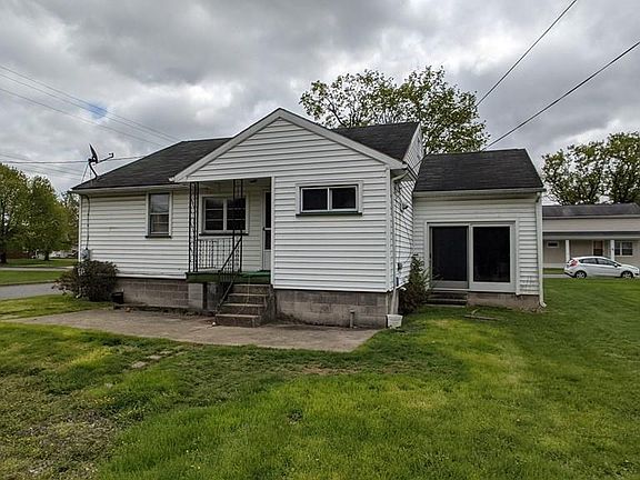 3rd image of 1100 6th Ave