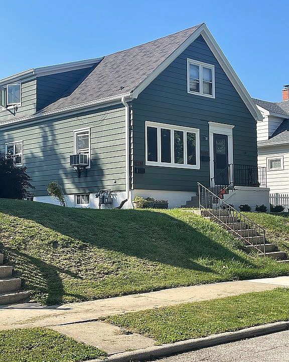 2nd image of 2225 S 65th St