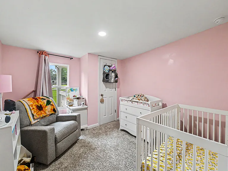 309 Farrell St — Photo 17