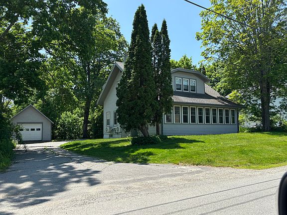 2nd image of 8 Sterling Street