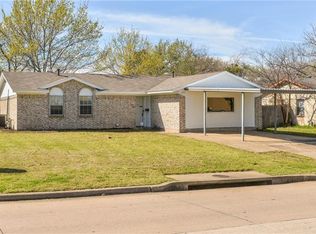 1022 E Dallas St, Mansfield, TX 76063
