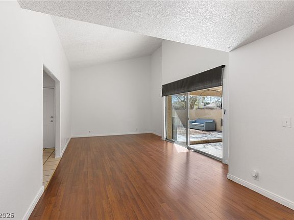 4th image of 4304 Devlin Green Ct