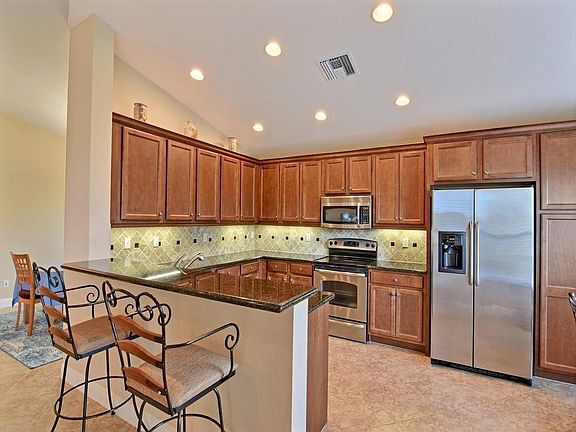 4th image of 2698 Heron Bay Ln SW