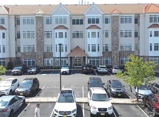 102 E Elizabeth Ave APT 112, Linden, NJ 07036