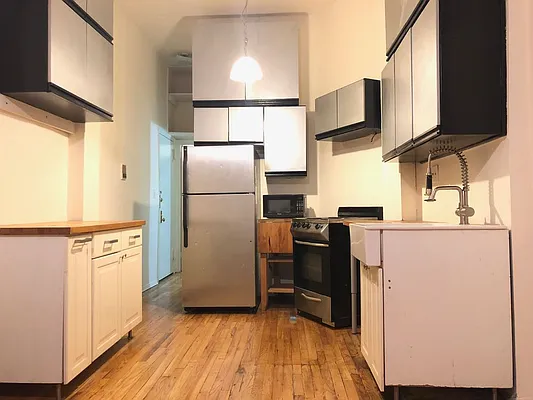 Rented by Argo Residential | media 10