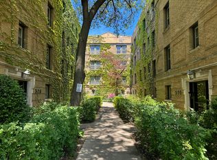 520 W Belden Ave, Chicago, IL 60614