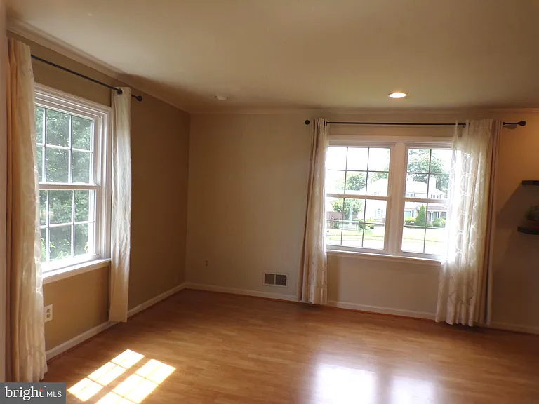 5915 Parkridge Ln — Photo 14