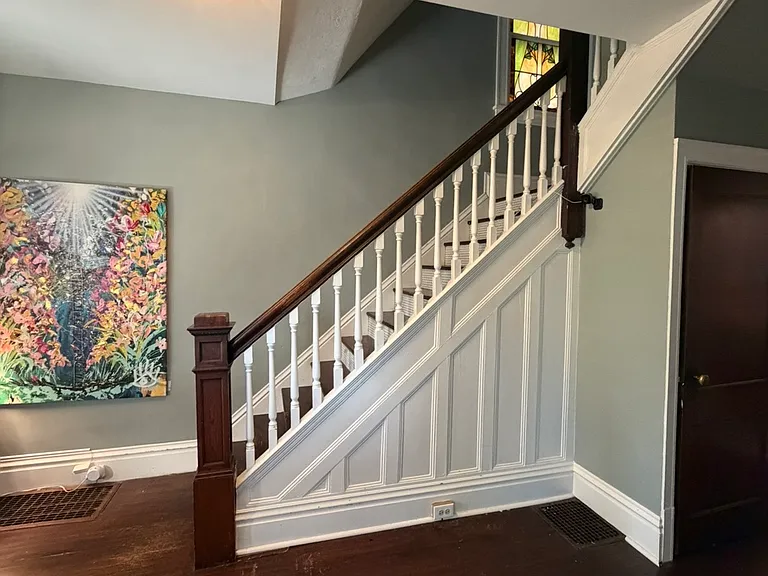 1401 Chelton Ave — Photo 2