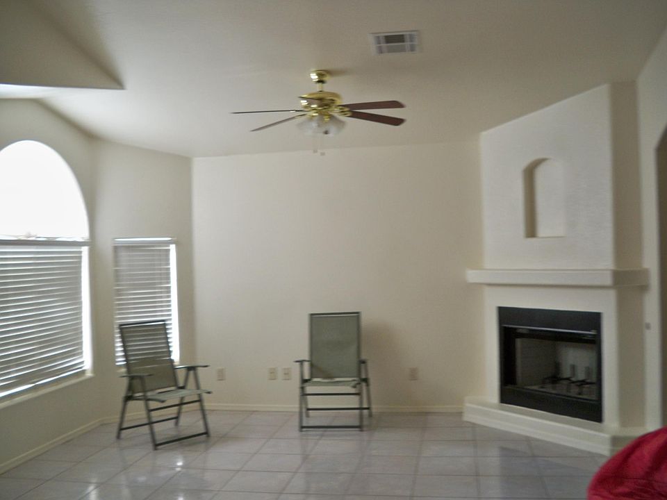 1st image of 1513 N Nydia Ave