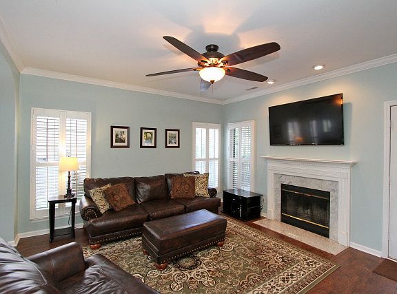5th image of 1911 Falling Creek Cir
