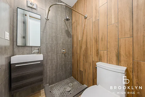 Rented by Brooklyn High Rise LLC | media 22