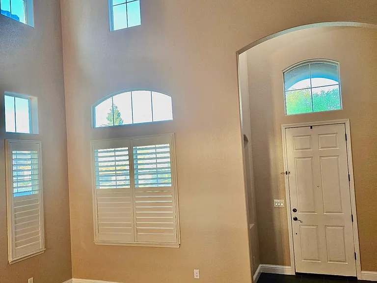 4043 Limestone Rd — Photo 2