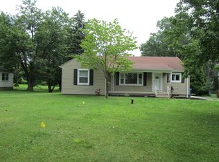 3913 Brookside Dr, Barberton, OH
