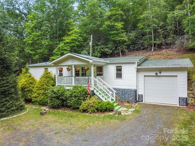 275 Bulldog Ln, Green Mountain, NC, 28740