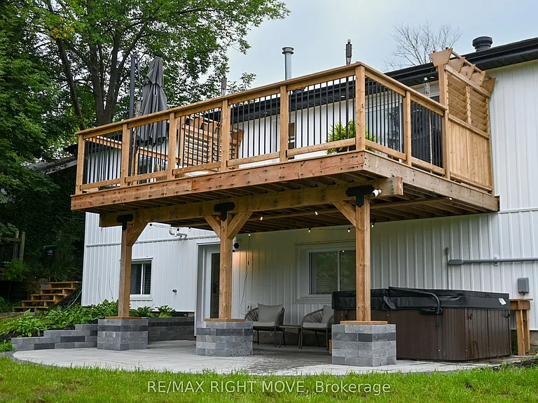4287 Huronia Rd — Photo 32