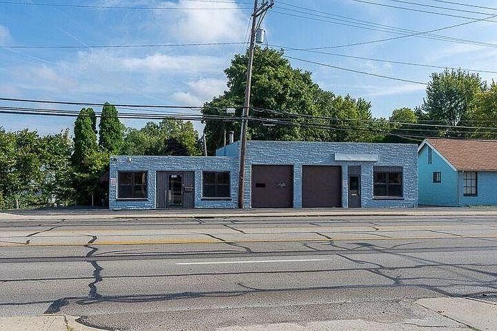 1st image of 1311 W Main St