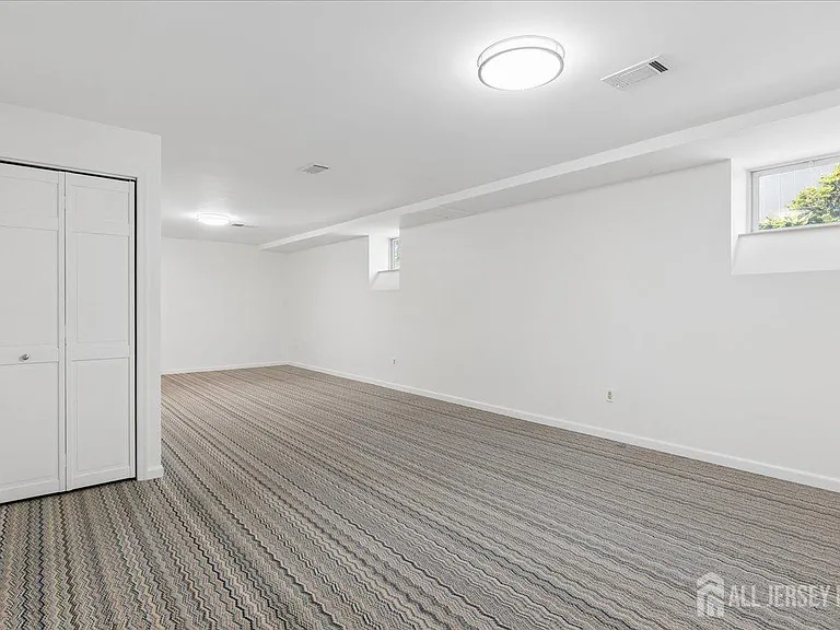 155 Emerson St #155 — Photo 16