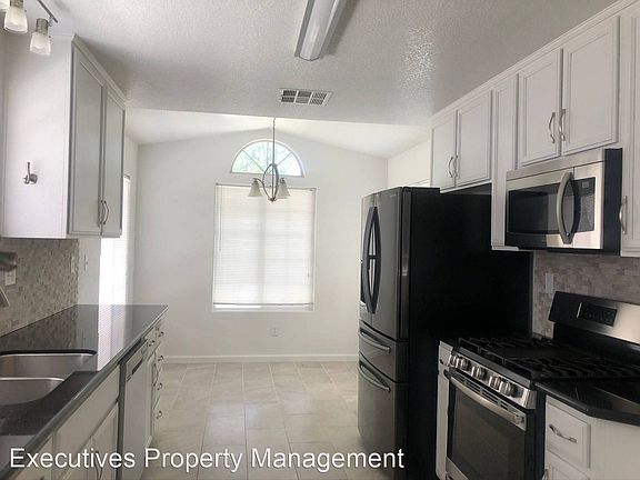 4th image of 2106 W Granite Creek Ave