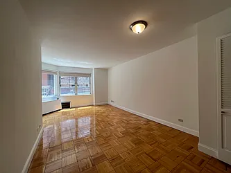 250 East 73rd Street, #2H