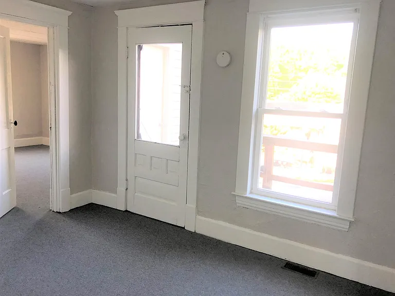 7 Atlantic St #B — Photo 9