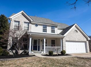 500 Kiefer Oak Ct, Ballwin, MO 63021