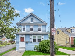 118 S 4th St, New Hyde Park, NY 11040